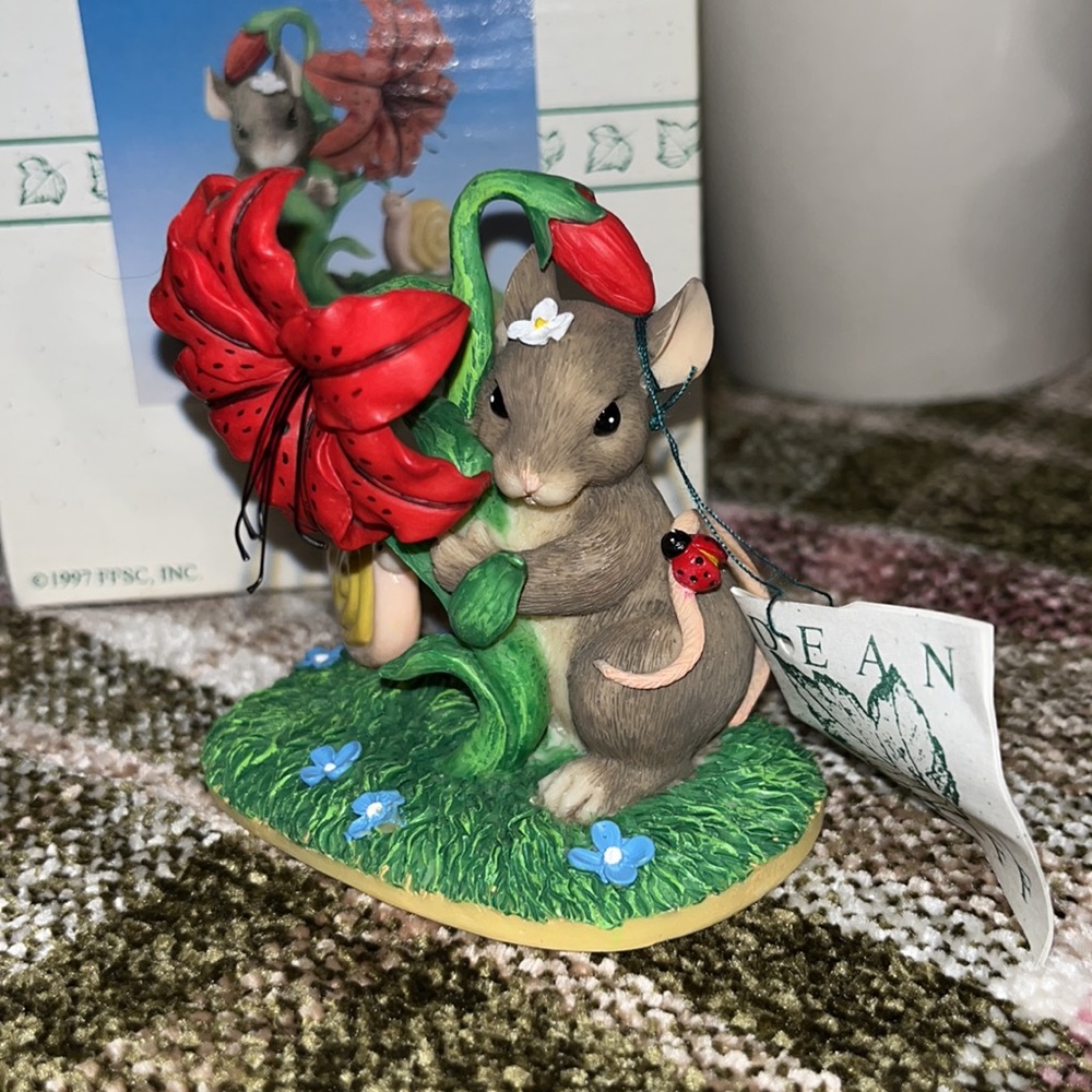 Fitz & Floyd Charming Tails “Peek A Boo In The Posies” Special Edition - 1998